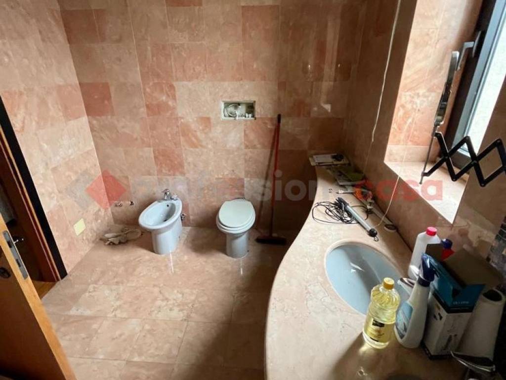 Appartamento a Cazzano di tramigna in Piazza Giacomo Matteotti, 1 - Foto 5