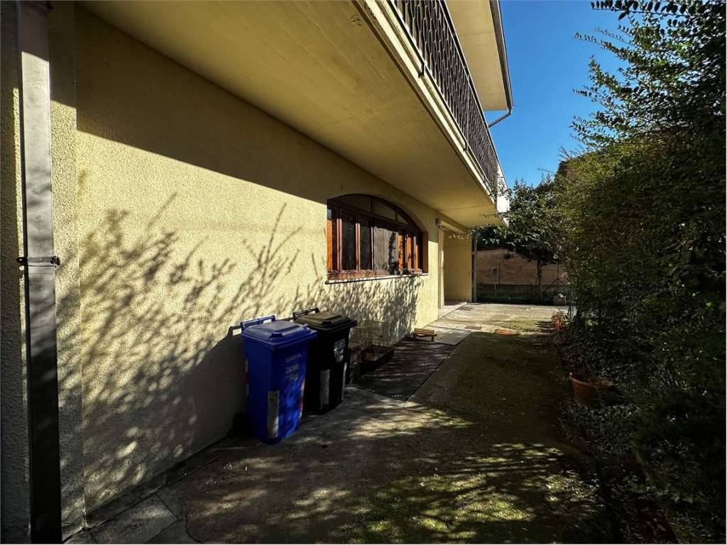 Casa indipendente a Soragna in Via Roma, 6 - Foto 3