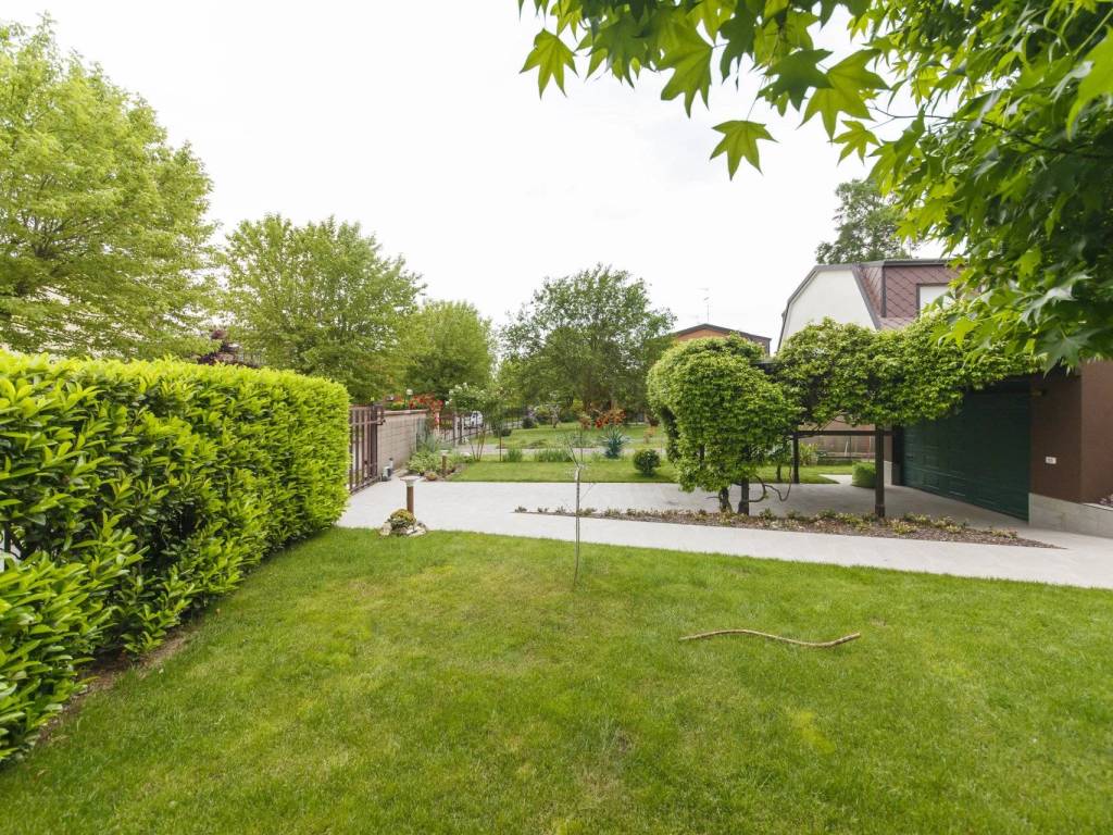 Villa a Arese in Via Campo Gallo. - Foto 2