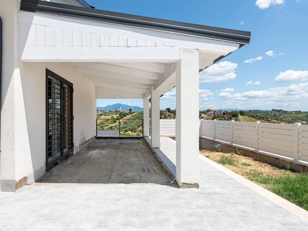 Villa a Monterotondo in Via Carlo Cattaneo, 83 - Foto 3
