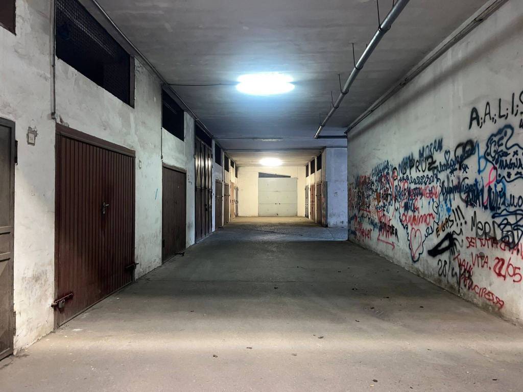 Box / garage a Pagani in Via Andrea Tortora - Foto 3