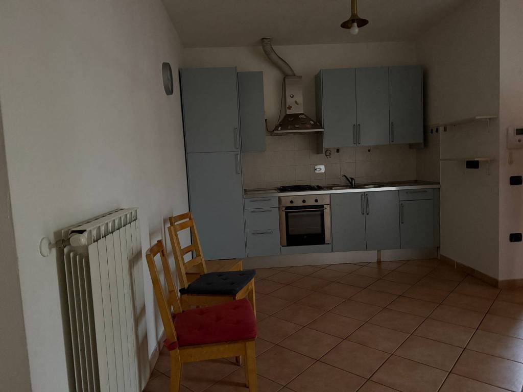 Appartamento a Prato in Via Montalese - Foto 2
