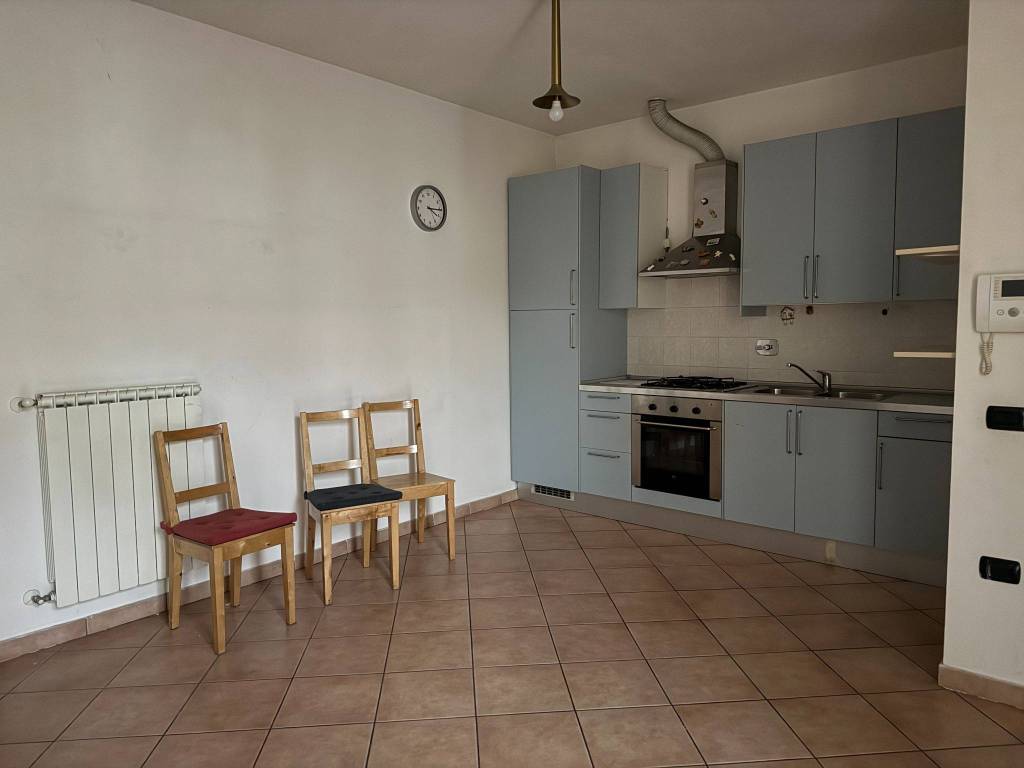 Appartamento a Prato in Via Montalese - Foto 4