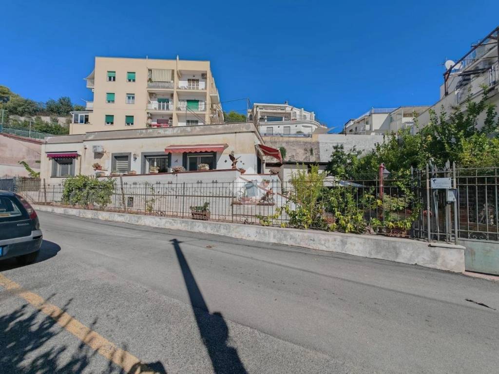Appartamento a Pozzuoli in Via Apollo - Foto 3