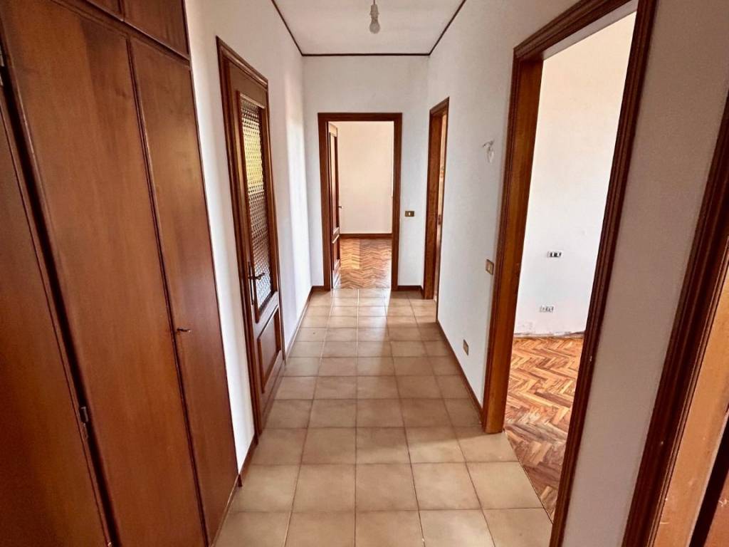 Appartamento a Todi in Vocabolo Castello-Montenero - Foto 4