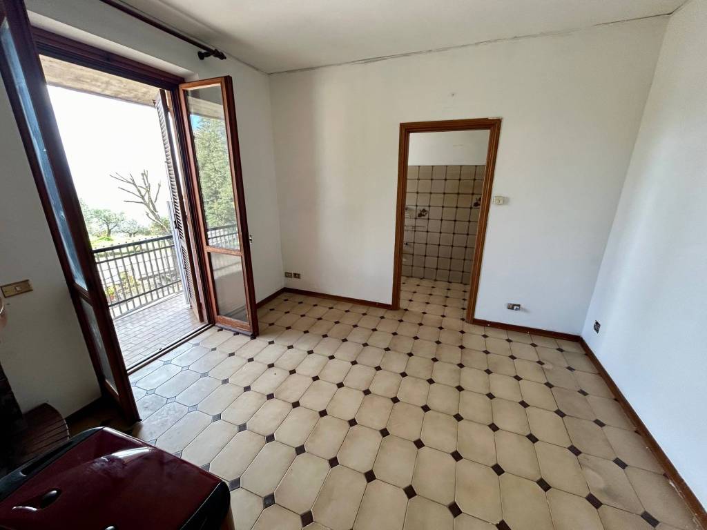 Appartamento a Todi in Vocabolo Castello-Montenero - Foto 5