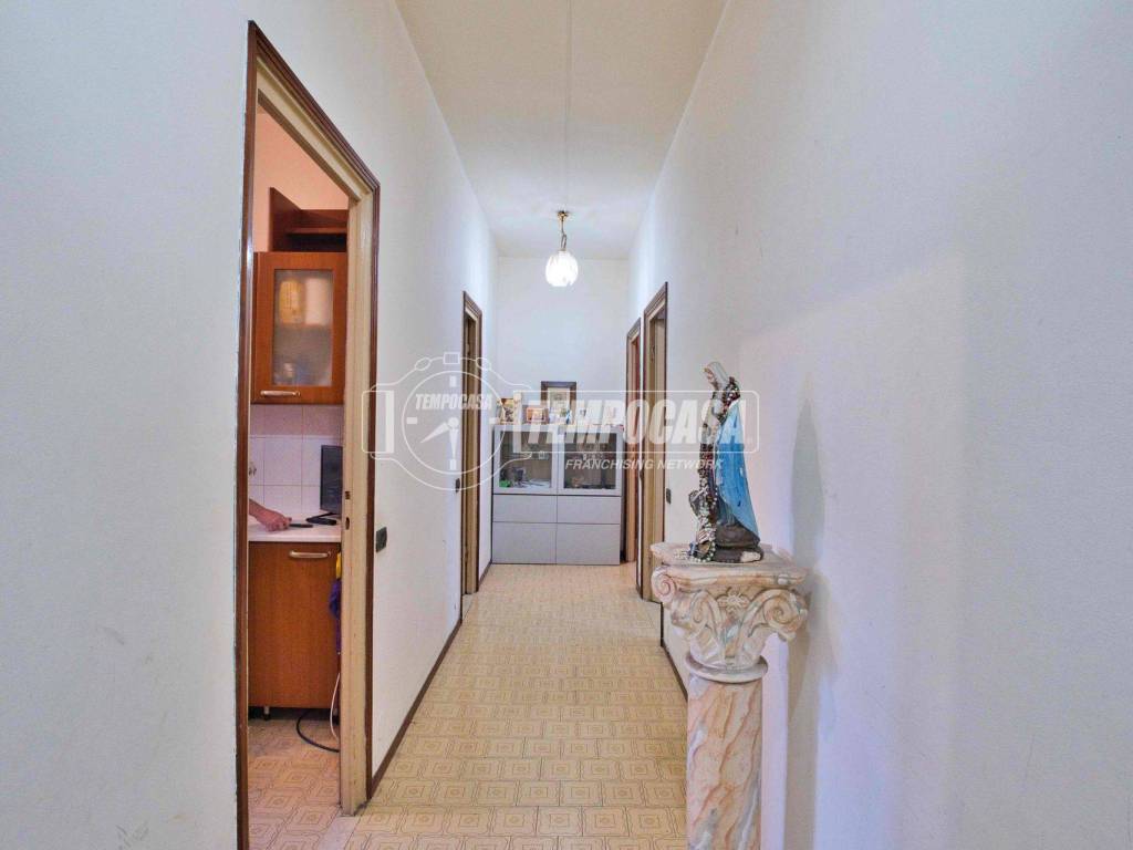 Appartamento a Novara in Viale Giulio Cesare - Foto 5