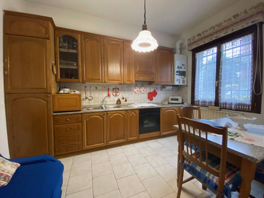 Villa a Ferrara in Via Optato Atti, 43 - Foto 3