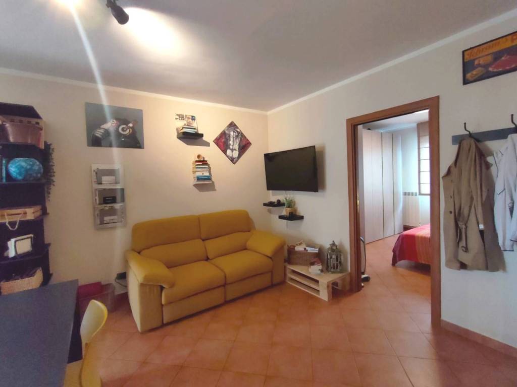 Appartamento a Orbassano in Via Vincenzo Gioberti, 4 - Foto 4
