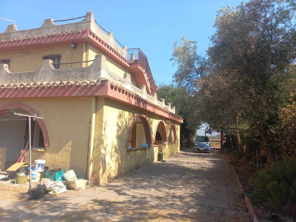 Villa a Quartu sant'elena in Via Goffredo Casalis - Foto 5