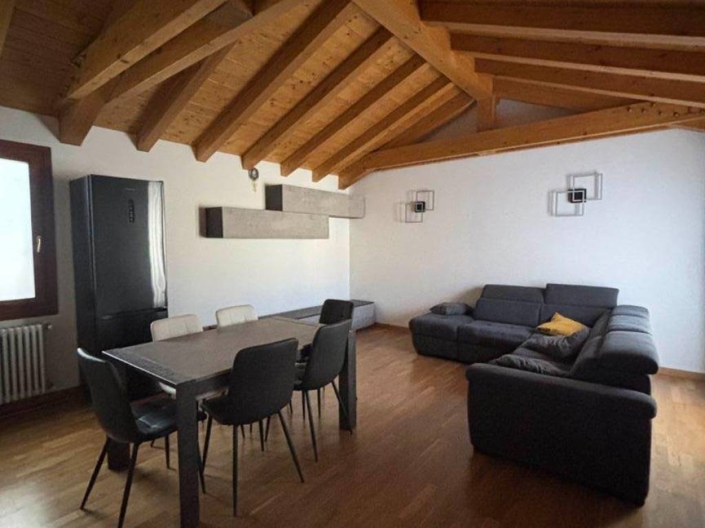 Appartamento a Portogruaro in Piazza della Repubblica, 2 - Foto 5