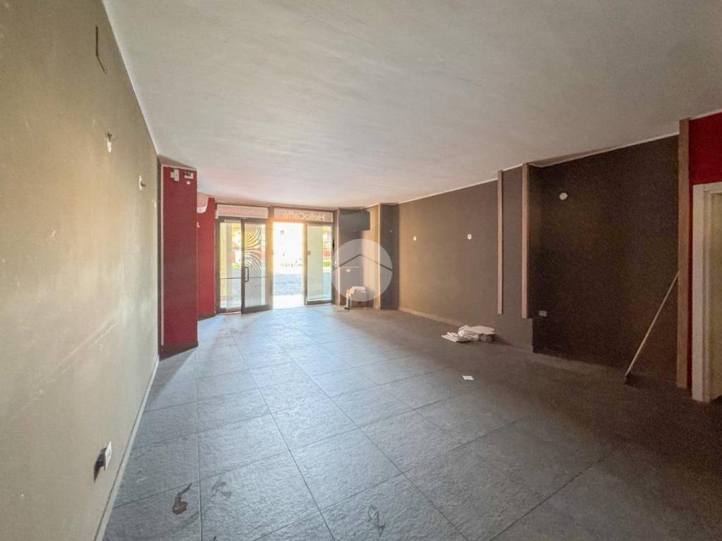 Immobile a Castiglione delle stiviere in Piazzale Artisti Castiglionesi, 2 - Foto 3