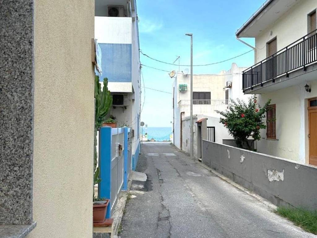 Palazzo / stabile a Messina in Località S. Saba - Foto 2