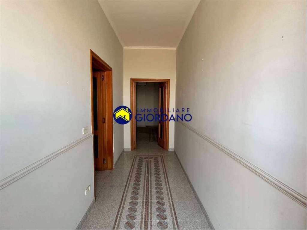 Casa indipendente a Squinzano in via G. Campa angolo via Francesco Morelli, 40-42 - Foto 5