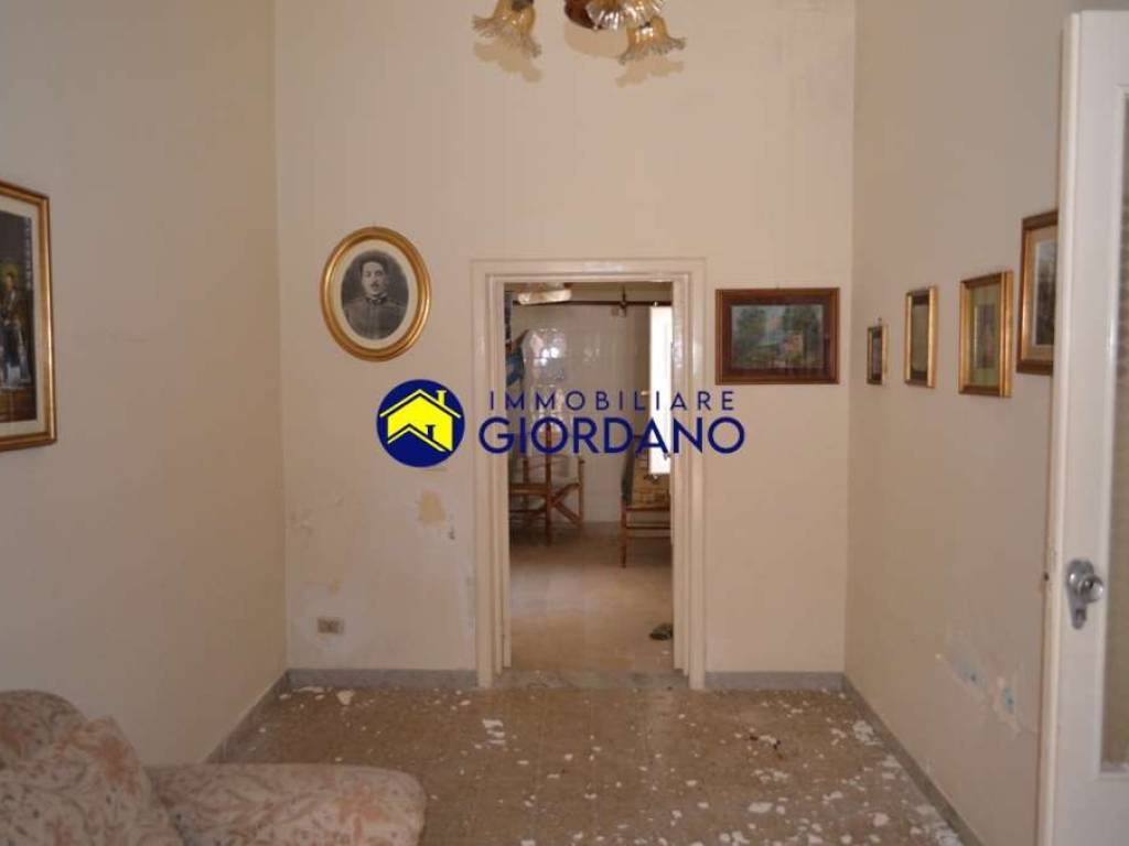 Casa indipendente a Squinzano in via 4 Novembre, 22-24-26 - Foto 5