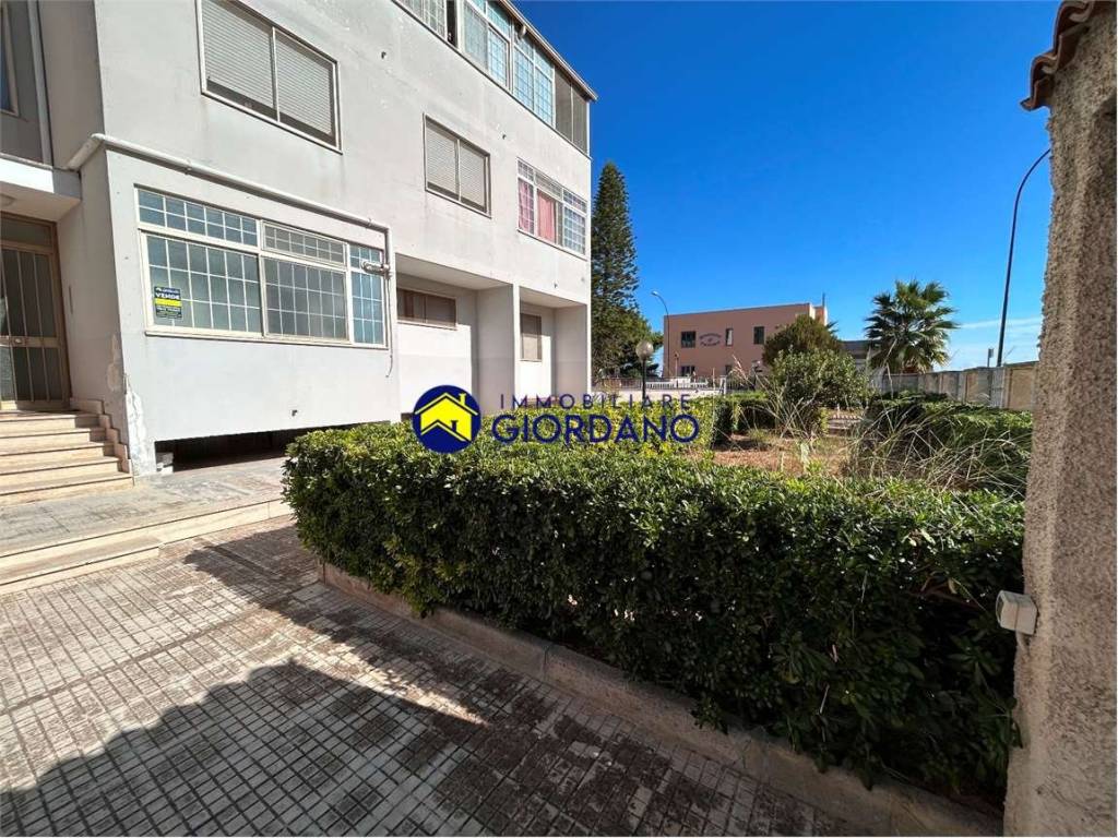 Appartamento a Squinzano in via Tarantelli, 2 - Foto 4