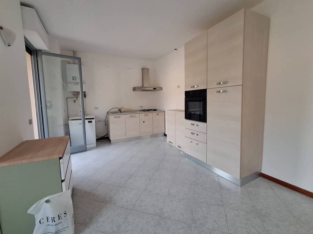 Appartamento a Montorfano in Via Canneti - Foto 4