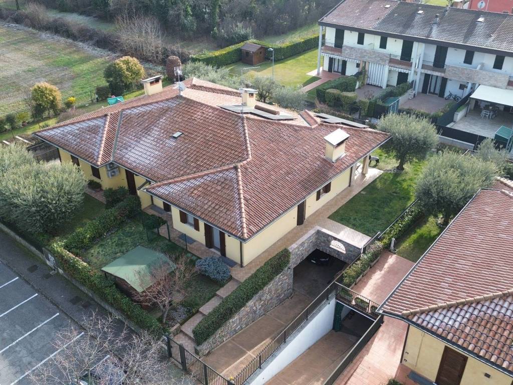 Villa a Calcinato in Via Strada dei Quarti, 61 - Foto 2
