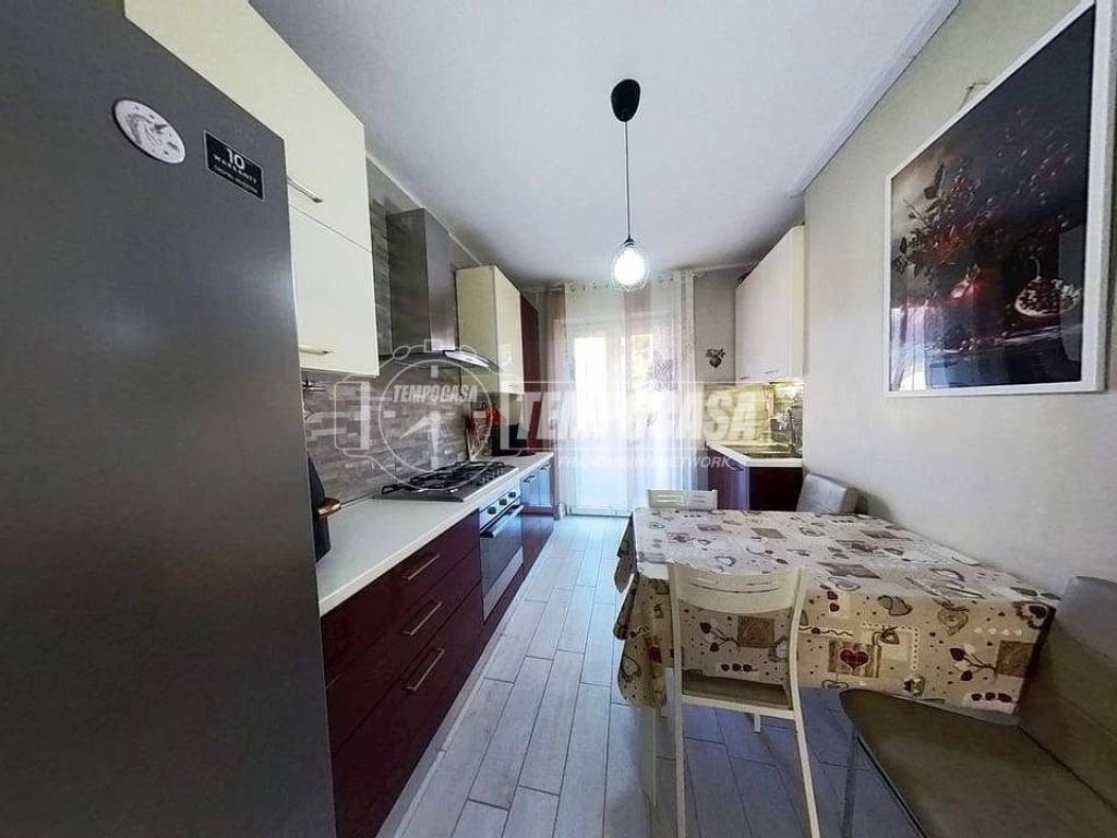 Appartamento a Aosta in Piazza Battaglione Cervino 25 - Foto 4