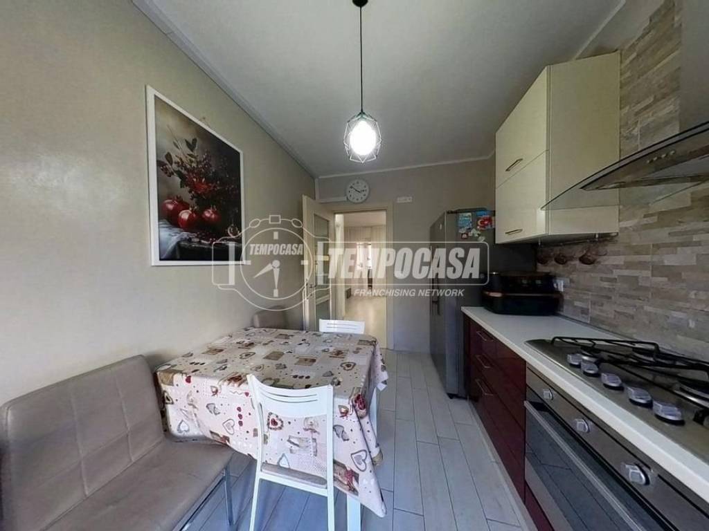 Appartamento a Aosta in Piazza Battaglione Cervino 25 - Foto 5