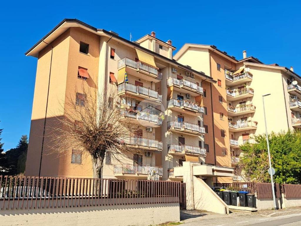 Appartamento a Frosinone in Via Vado del Tufo, 140 - Foto 2