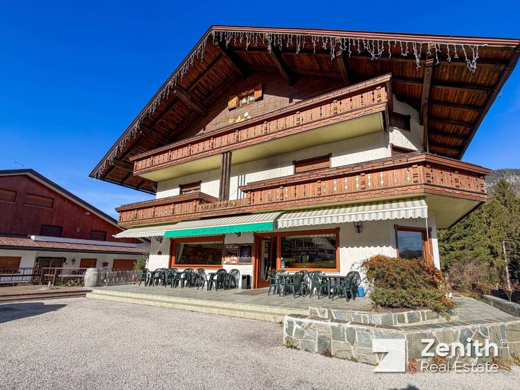 Appartamento a Tarvisio in Via Alpi Giulie, 53 - Foto 2
