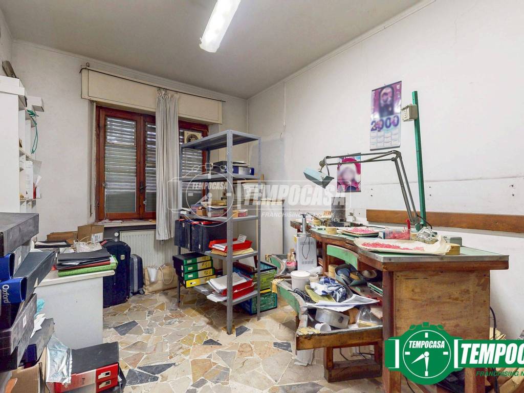 Appartamento a Valenza in Via Massimo del Pero - Foto 2