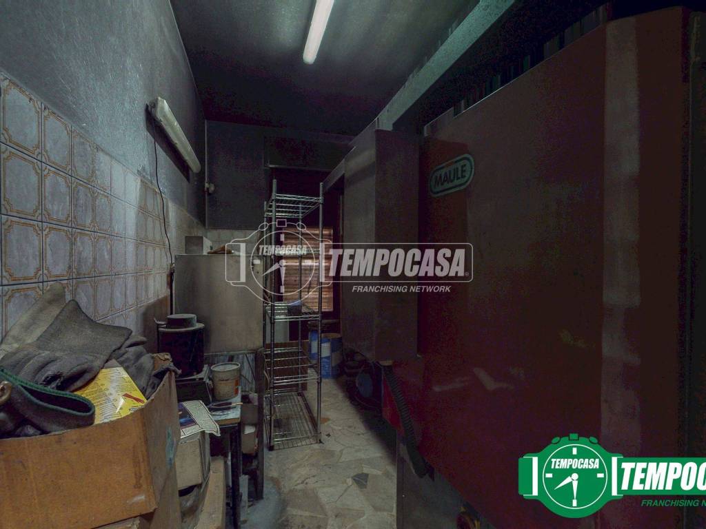 Appartamento a Valenza in Via Massimo del Pero - Foto 4