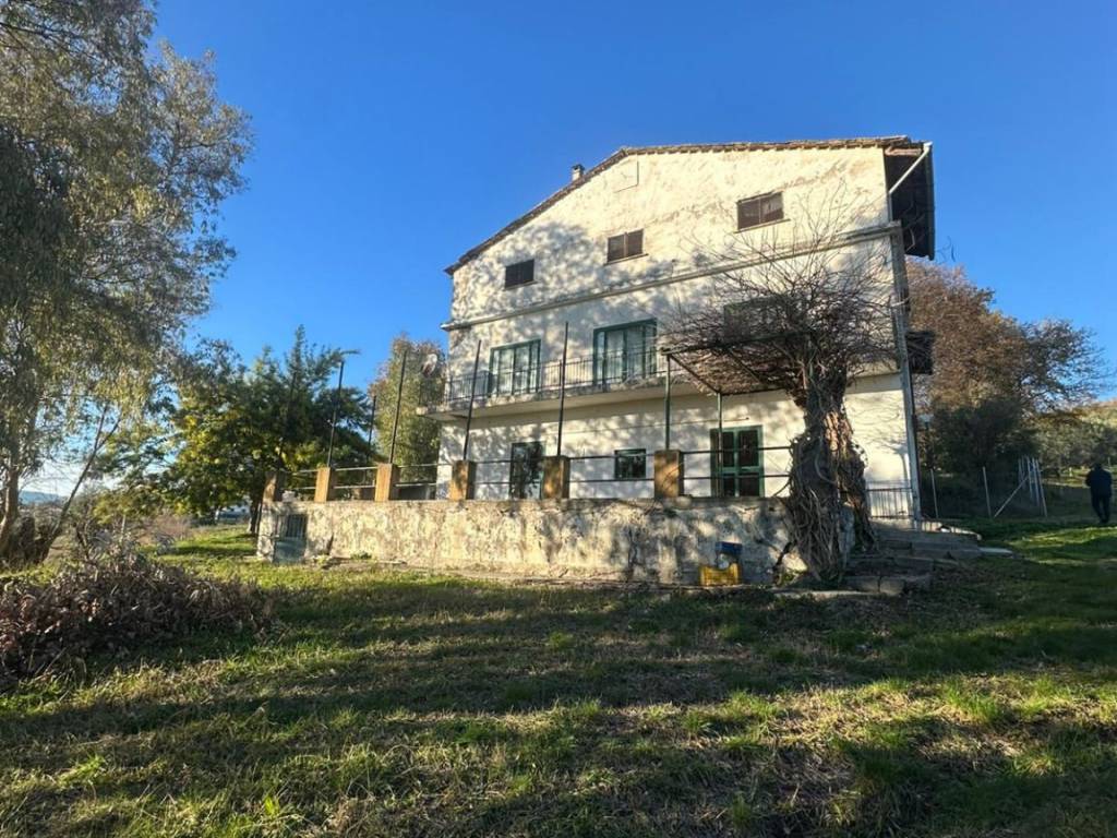 Casa indipendente a San cipriano picentino in Località Speranzo, 6 - Foto 2