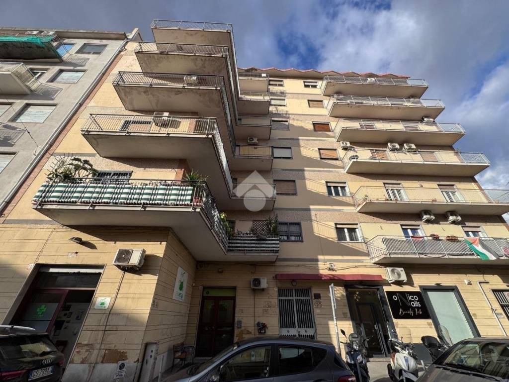 Box / garage a Catania in Via Passo di Aci, 77 - Foto 2