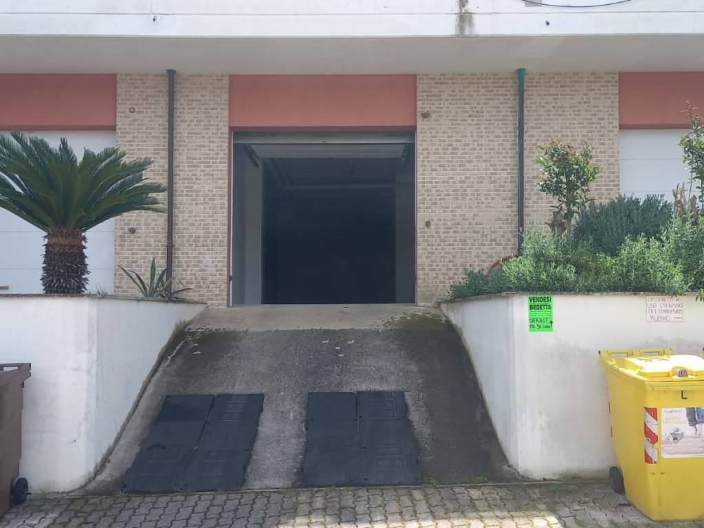 Box / garage a Cupra marittima in Via Abruzzi - Foto 3