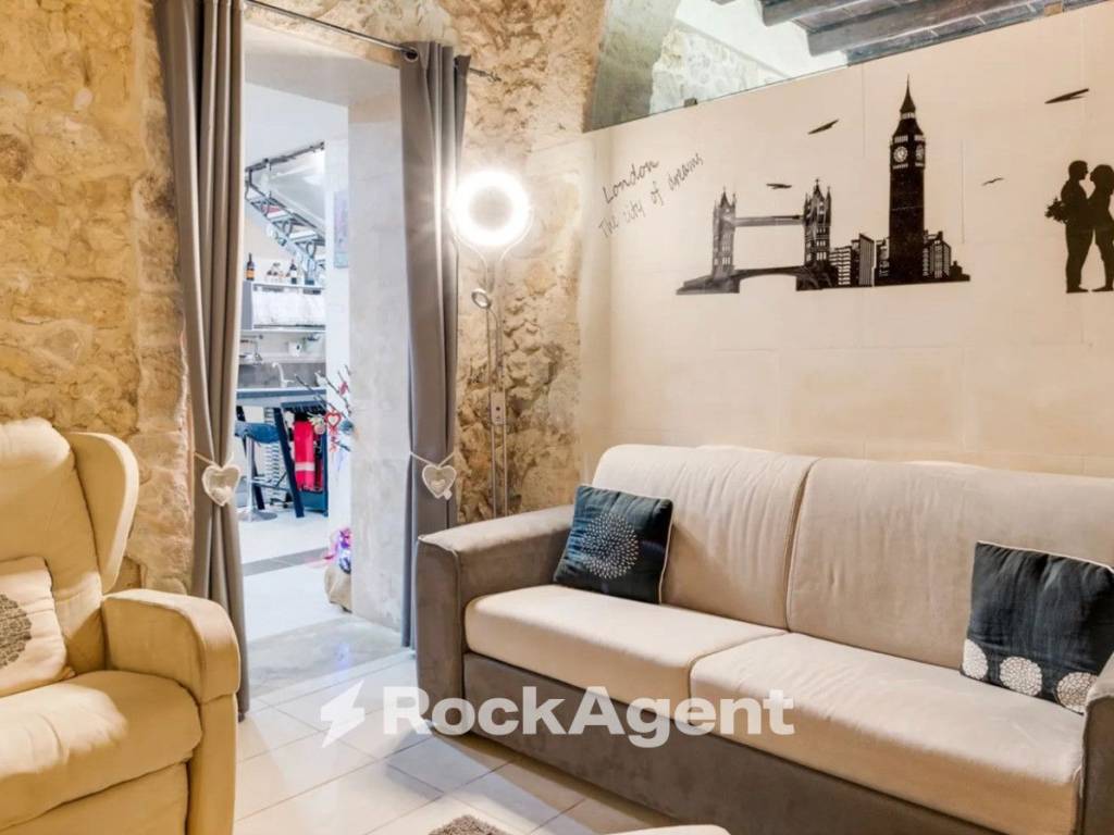 Casa indipendente a Lentini in Via Bologna, 43 - Foto 2