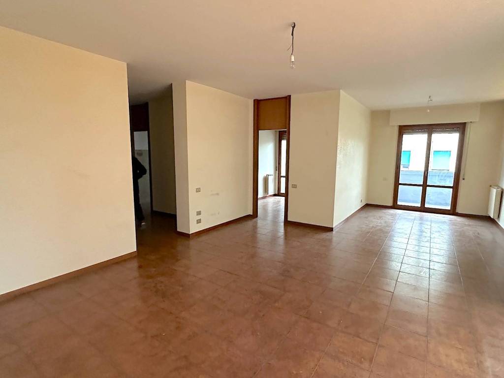 Appartamento a Prato in Via Monte Grappa - Foto 4