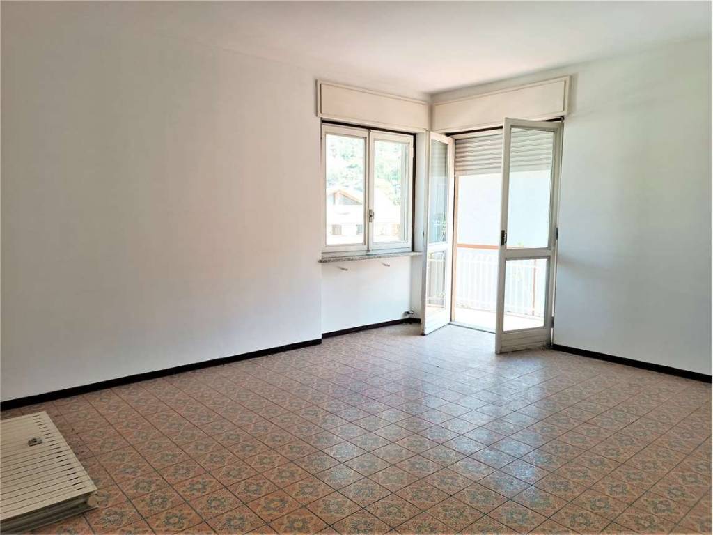 Appartamento a Pont-saint-martin in Via Repubblica - Foto 2