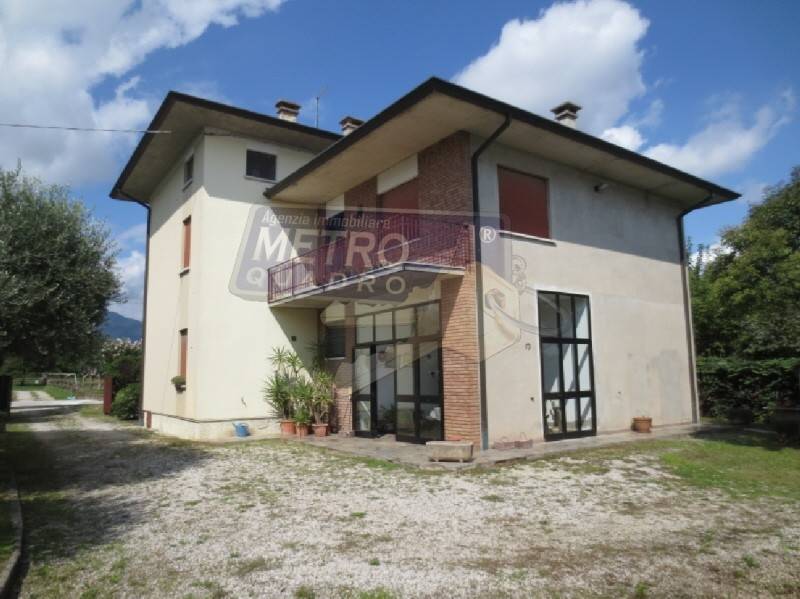 Villa a Thiene in VIA DEL COSTO 47 , - Foto 2