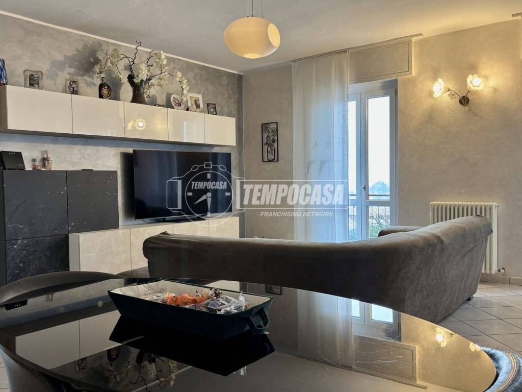 Appartamento a Paruzzaro in Via Sant' Eufemia 7 - Foto 3