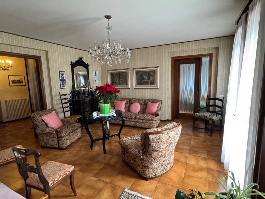 Villa a Montebelluna in Corso Mazzini - Foto 2