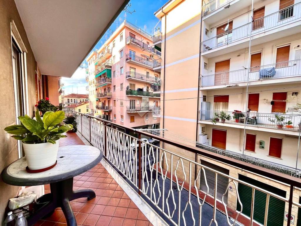 Appartamento a Albenga in Rione Risorgimento, 52 - Foto 2