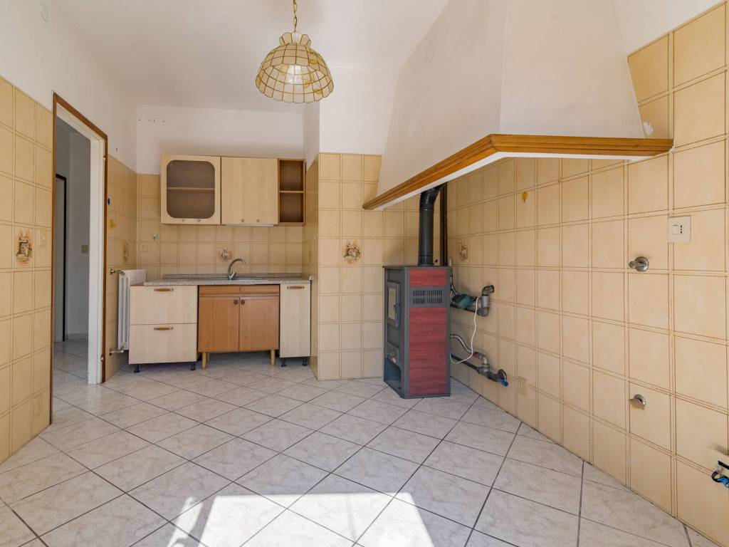Appartamento a Finale ligure in Via per Feglino, 1 - Foto 3