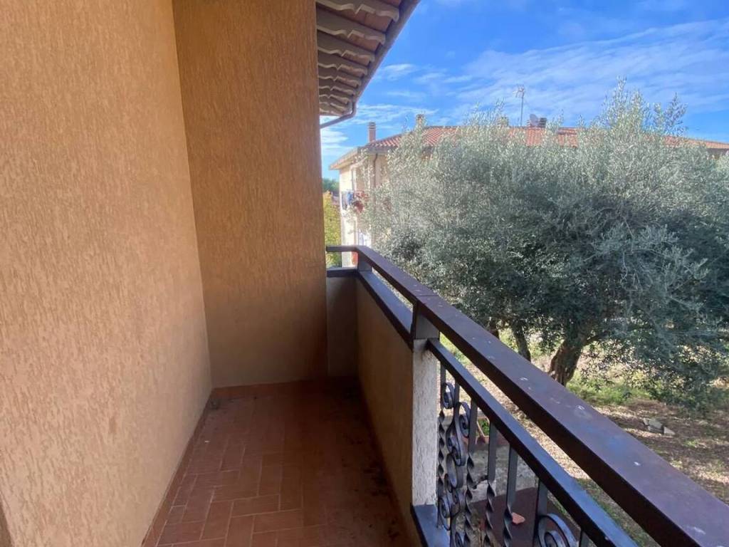 Villa a Passignano sul trasimeno in Via Mario Lucertini No Number - Foto 5