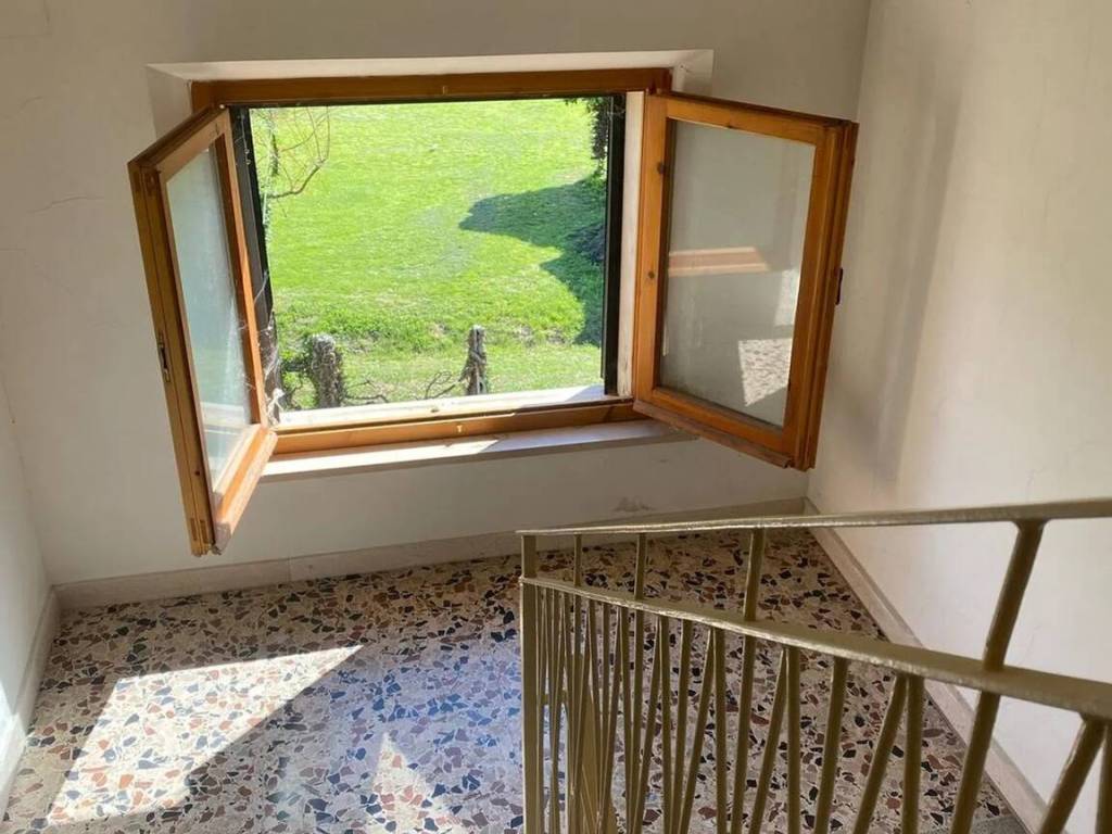 Villa a Castiglione del lago in Via Trasimeno No Number - Foto 5