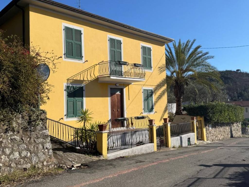 Villa a Castelnuovo magra - Foto 3