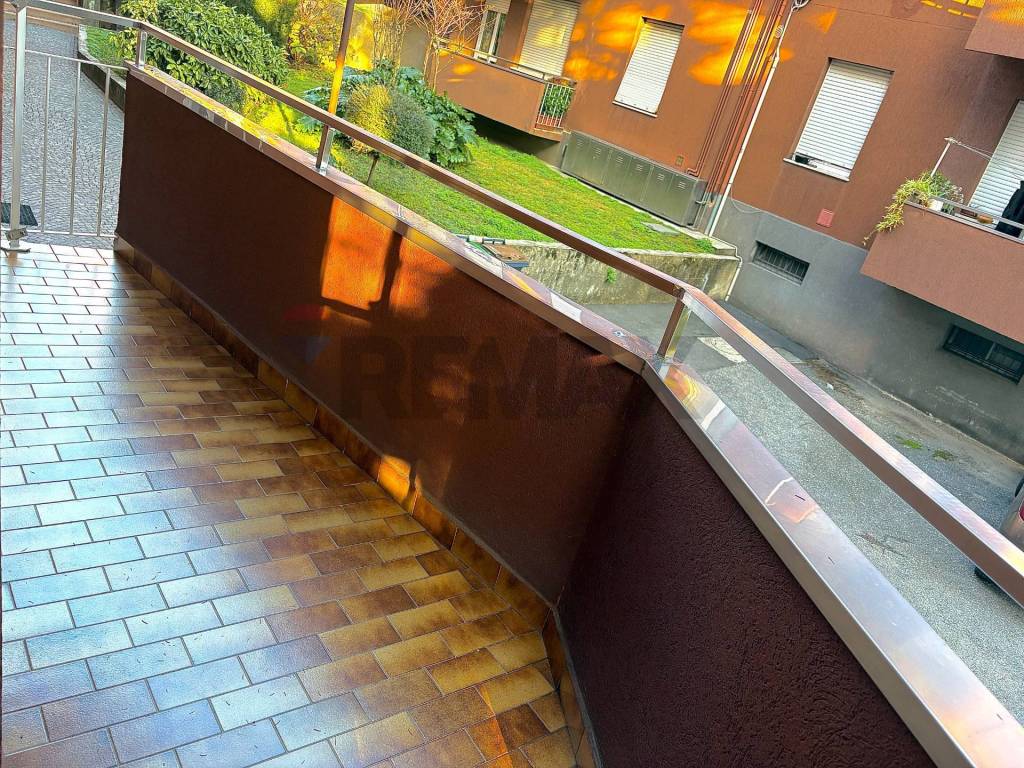 Appartamento a Varese in VIA CANTOREGGIO, 56 - Foto 3