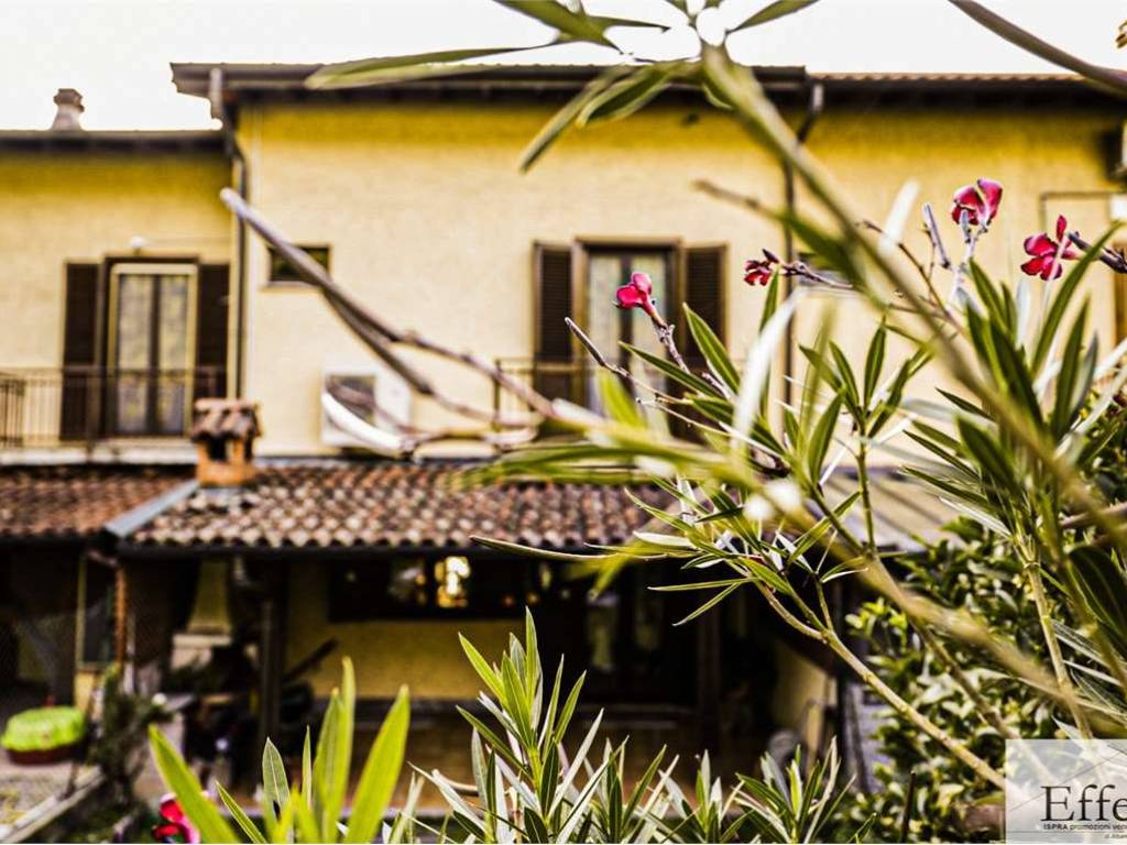 Villetta a schiera a Gemonio in Via Ugo Foscolo, 16 - Foto 2