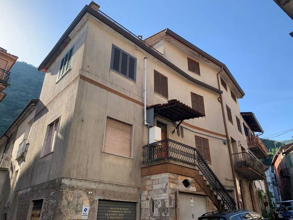 Villa a Supino in Via D'Italia, 71 - Foto 2