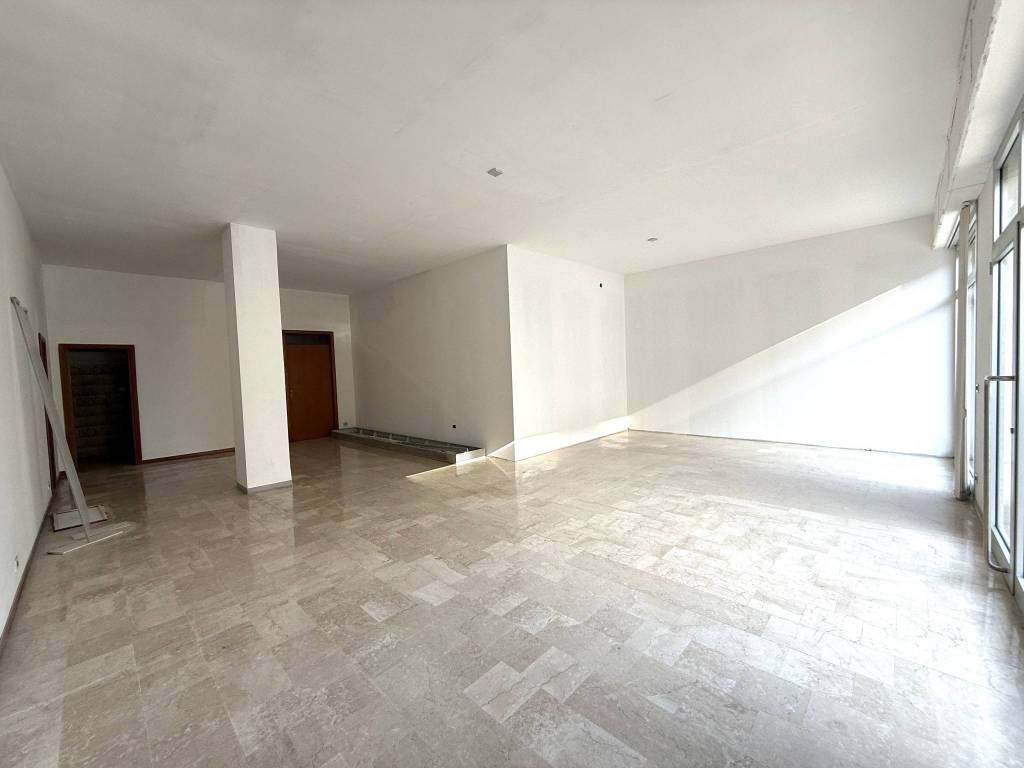 Immobile a Alba adriatica in Via Firenze, 92 - Foto 2