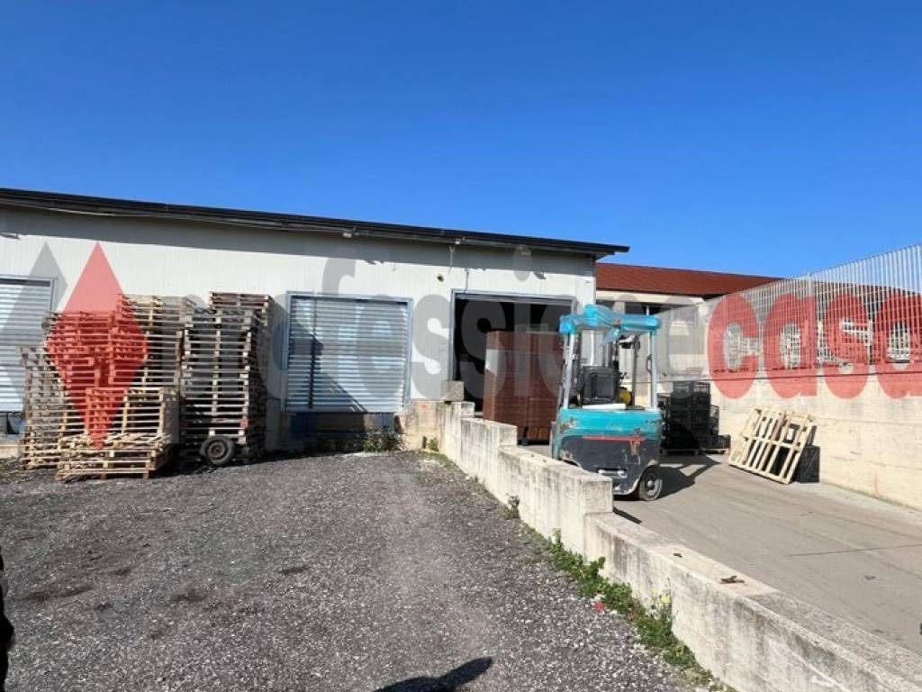 Immobile a Battipaglia in Via Ceraso Del Tasso, SNC - Foto 2