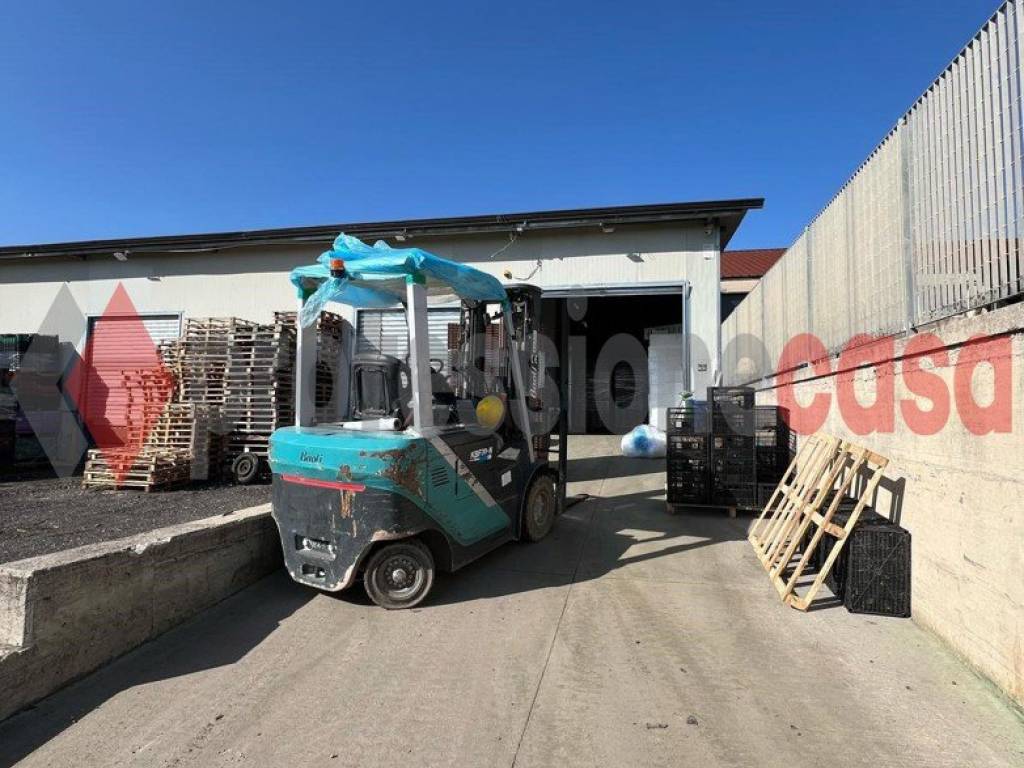 Immobile a Battipaglia in Via Ceraso Del Tasso, SNC - Foto 3