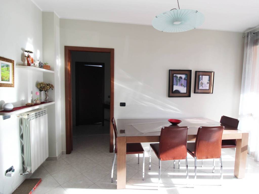 Appartamento a Marnate in Via Roma, 11 - Foto 4