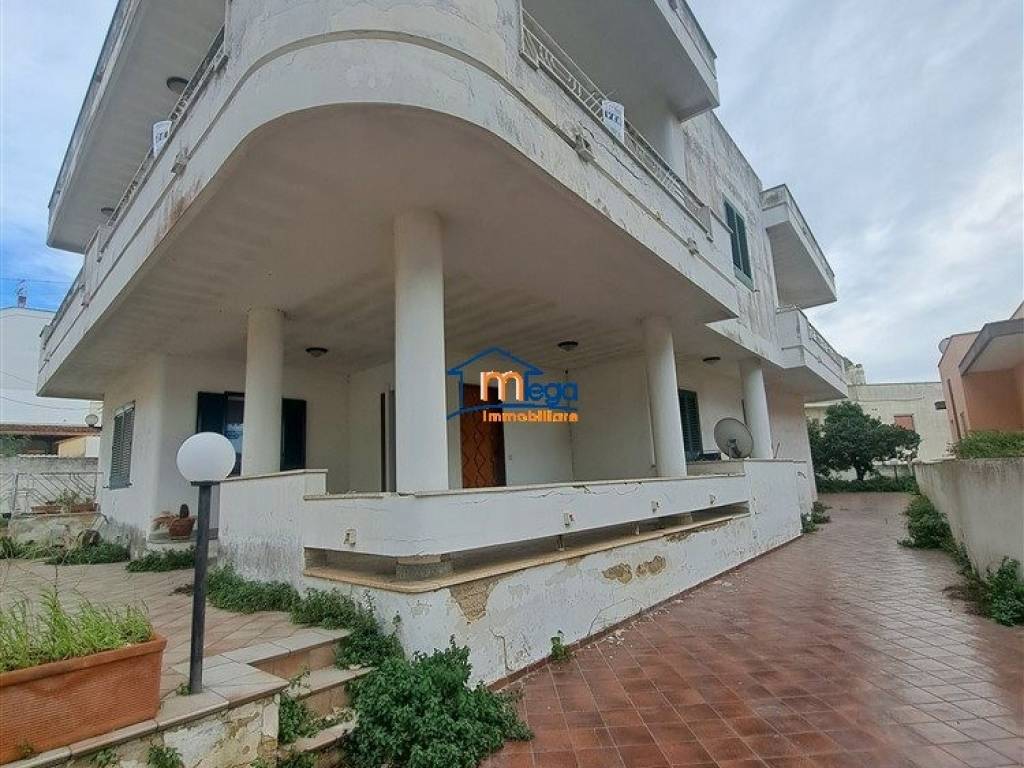 Villa a Alezio in Via Giacomo Leopardi, 27 - Foto 4